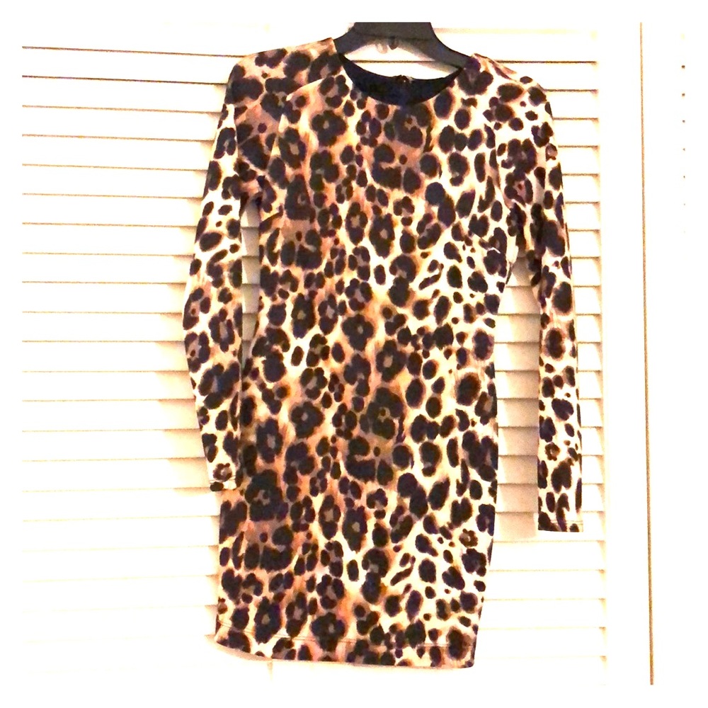 Bebe- Never Worn- cheetah print long sleeve dress